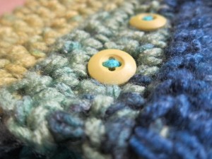 Buttons on scarflette