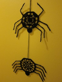 Crochet spiders