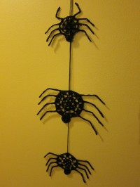 Crochet spiders