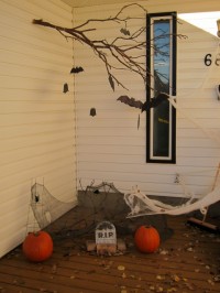 Outdoor Halloween decorations