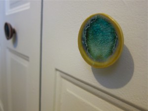 Closet knobs