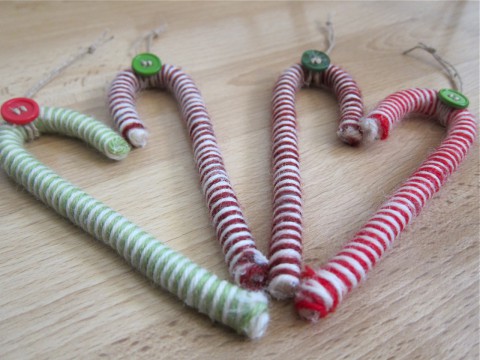 DIY candy cane ornaments by Bubblegum Sass, end view