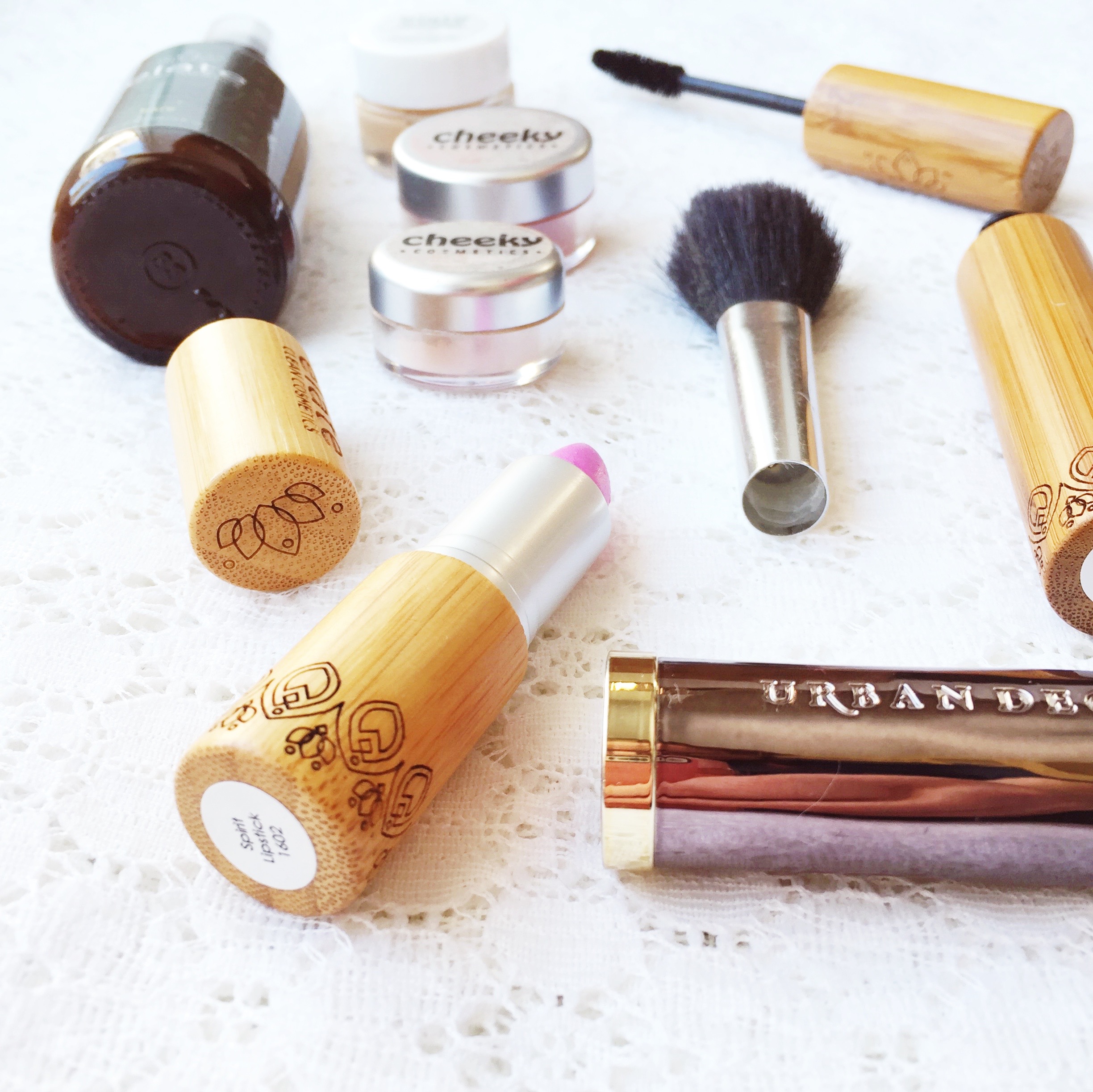 Basically Beautiful: Date Night ~ Basic makeup for busy moms ~ Natural & chemical free options