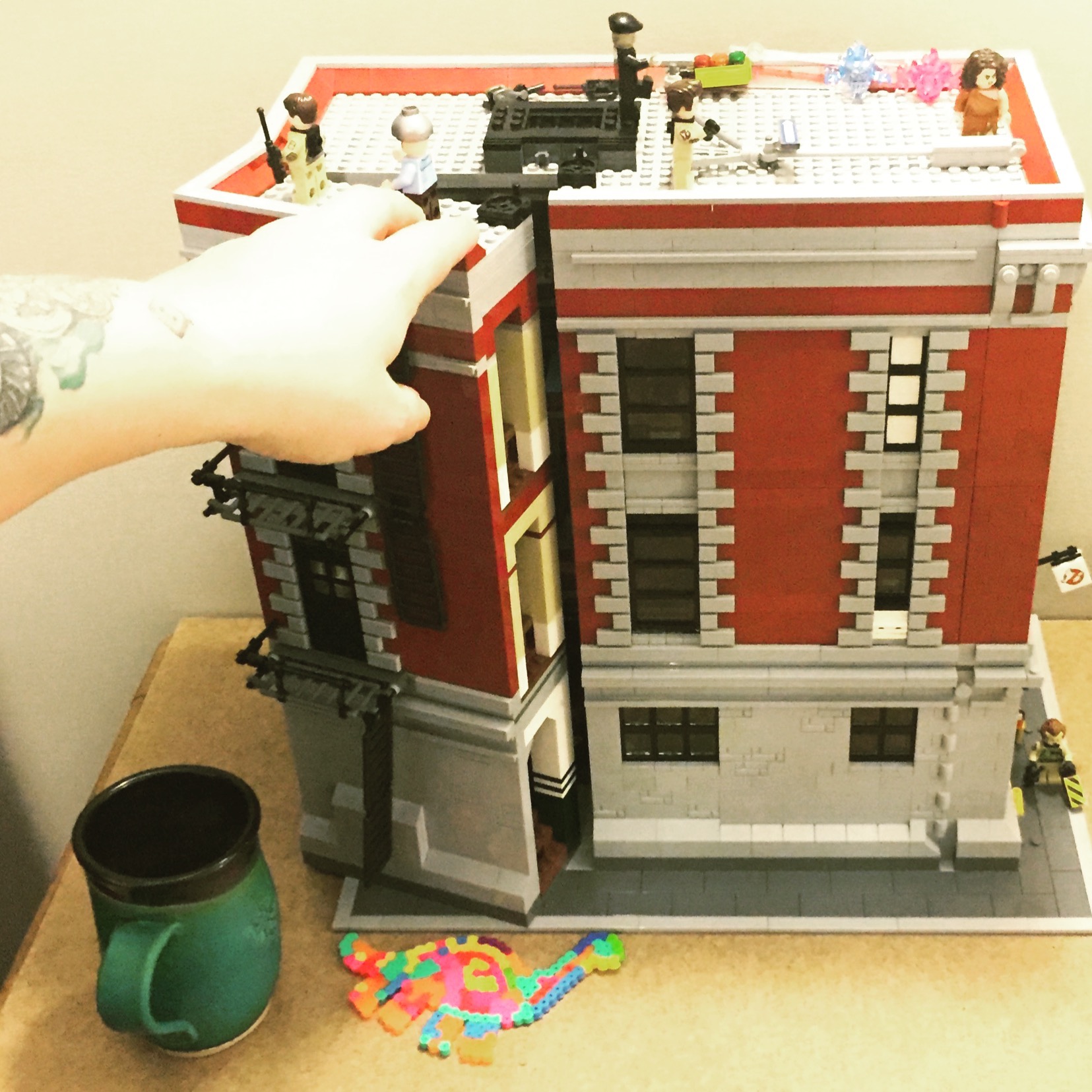 Family Time: Lego Building ~ Ghostbusters Firehall Lego Building