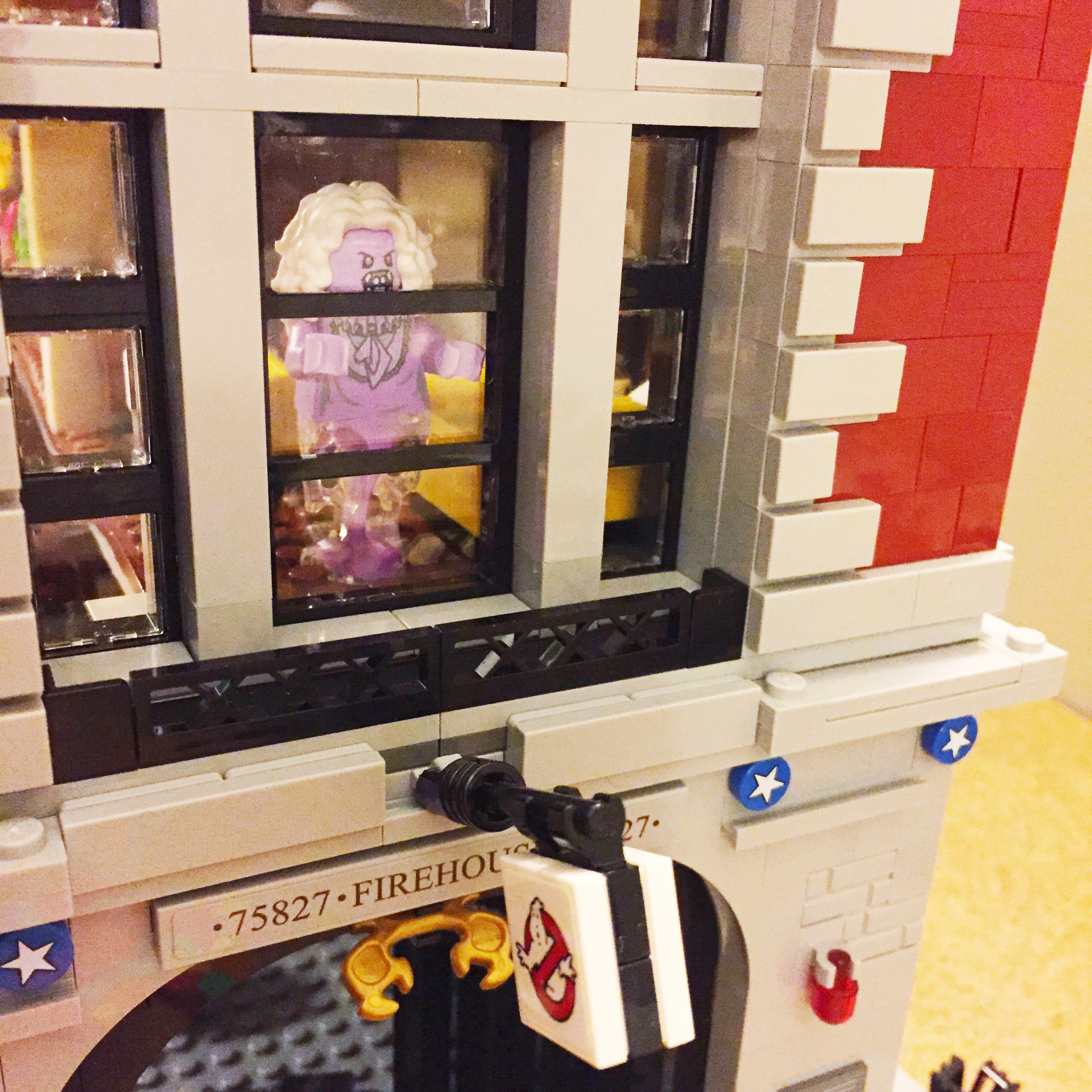 Family Time: Lego Building ~ Ghostbusters Firehall Lego Building